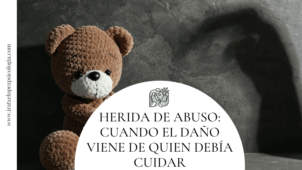 Imagen de un oso de peluche triste simbolizando la herida de abuso.